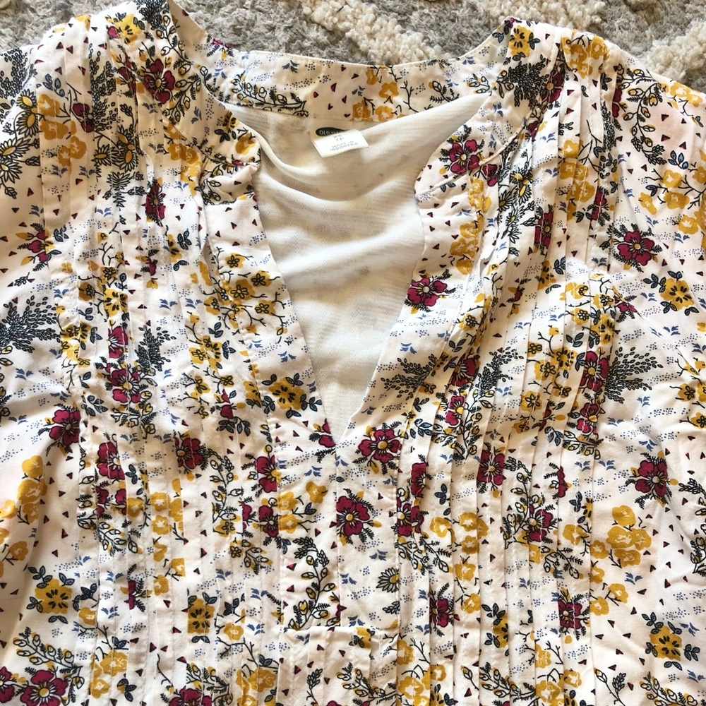 Old Navy size XS floral print dress in like new condition - Picture 4 of 6